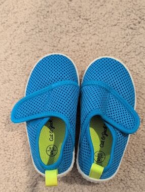 Cat & Jack Bright Blue Mesh Slip-On Sneakers/Swim Shoes with Neon Green Accents